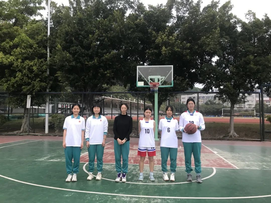 进球脚步篮球规则视频_篮球进攻脚步教学视频_篮球进球脚步规则