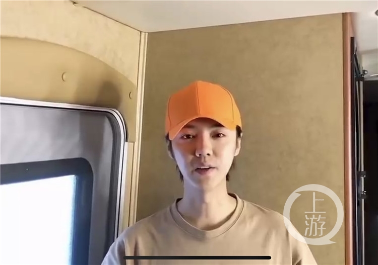 鹿晗.jpg