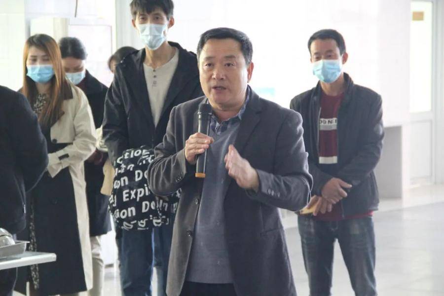 小学生礼仪广播体操_小学生礼仪操口号_小学生礼貌体操