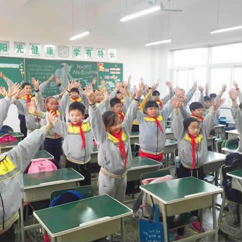 小学生礼貌体操_小学生礼仪操动作分解_小学生礼仪操