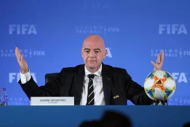 足球杯世界杯冠军_足球杯赛冠军世界2021是谁_2021足球世界杯赛冠军