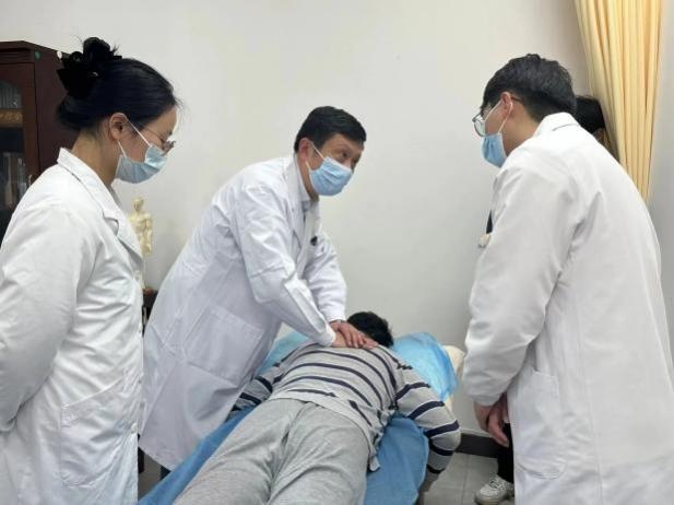 社区健康服务中心有口腔科吗_社区亚健康诊所_健康社区卫生服务中心