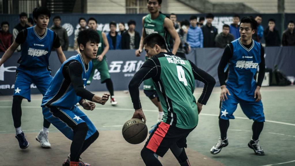 古城篮球球员冠军有几个_古城篮球冠军有哪些球员_古县篮球总决赛