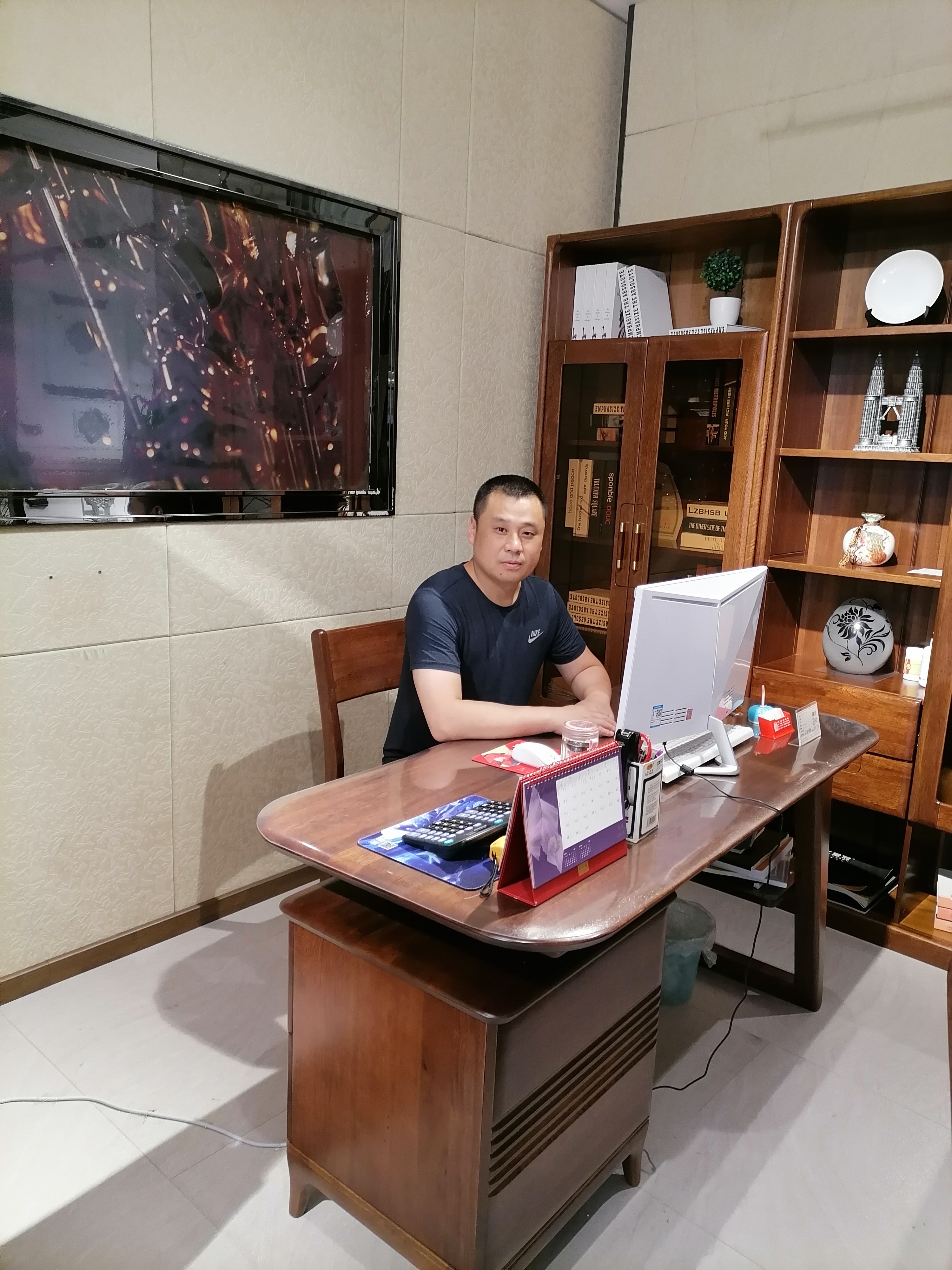 大学冠军和荣誉证书足球_大学冠军和荣誉证书足球_大学冠军和荣誉证书足球