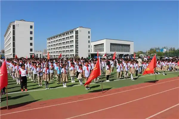 淮安市足球队_江苏淮安冠军_淮安小学足球全国冠军