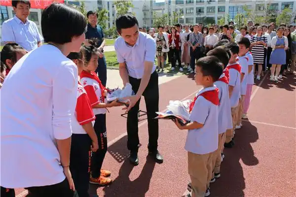 淮安小学足球全国冠军_江苏淮安冠军_淮安市足球队