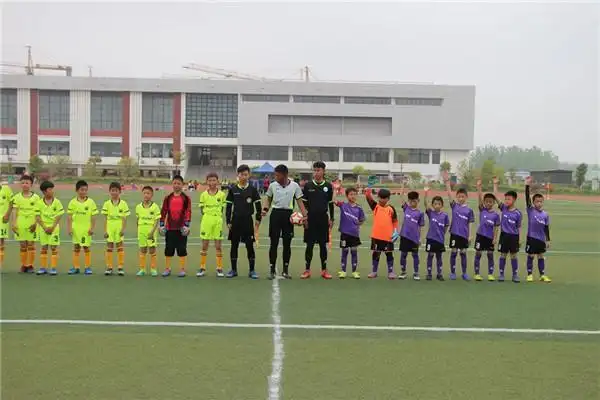 淮安青少年足球俱乐部_淮安小学足球全国冠军_淮安市足球队