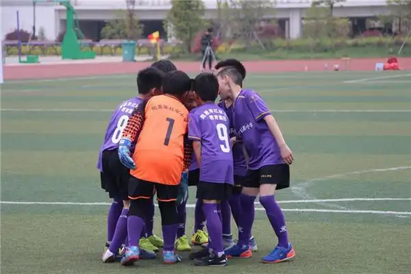 淮安小学足球全国冠军_淮安市足球队_淮安青少年足球俱乐部