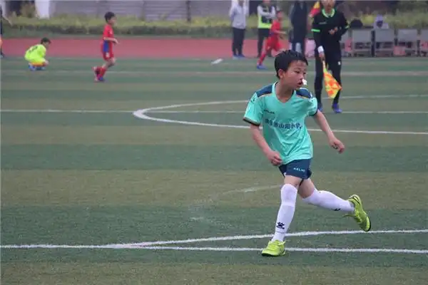 淮安小学足球全国冠军_淮安青少年足球俱乐部_淮安市足球队