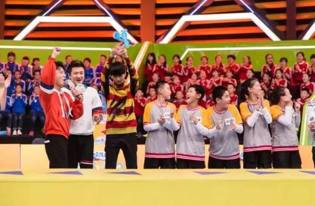 让零零后不再做“低头族”，《运动不一样》让孩子们成长为热血少年！